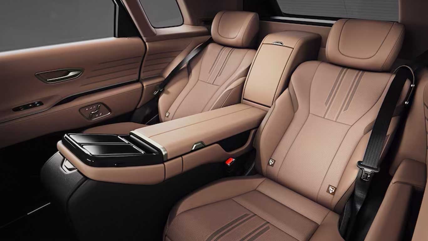 Toyota Century SUV